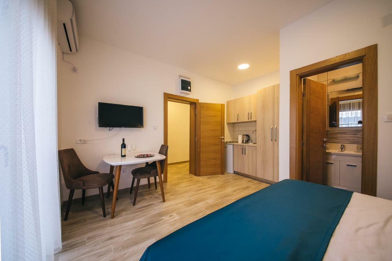 Apartments Vojislav Virpazar Extérieur photo